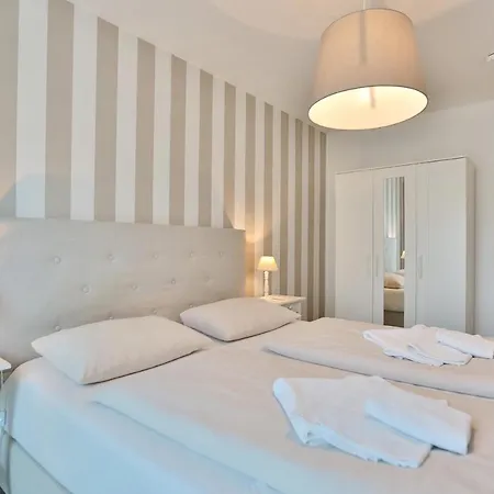 Kurparkresidenz Kurparkresidenz 4 아파트 *